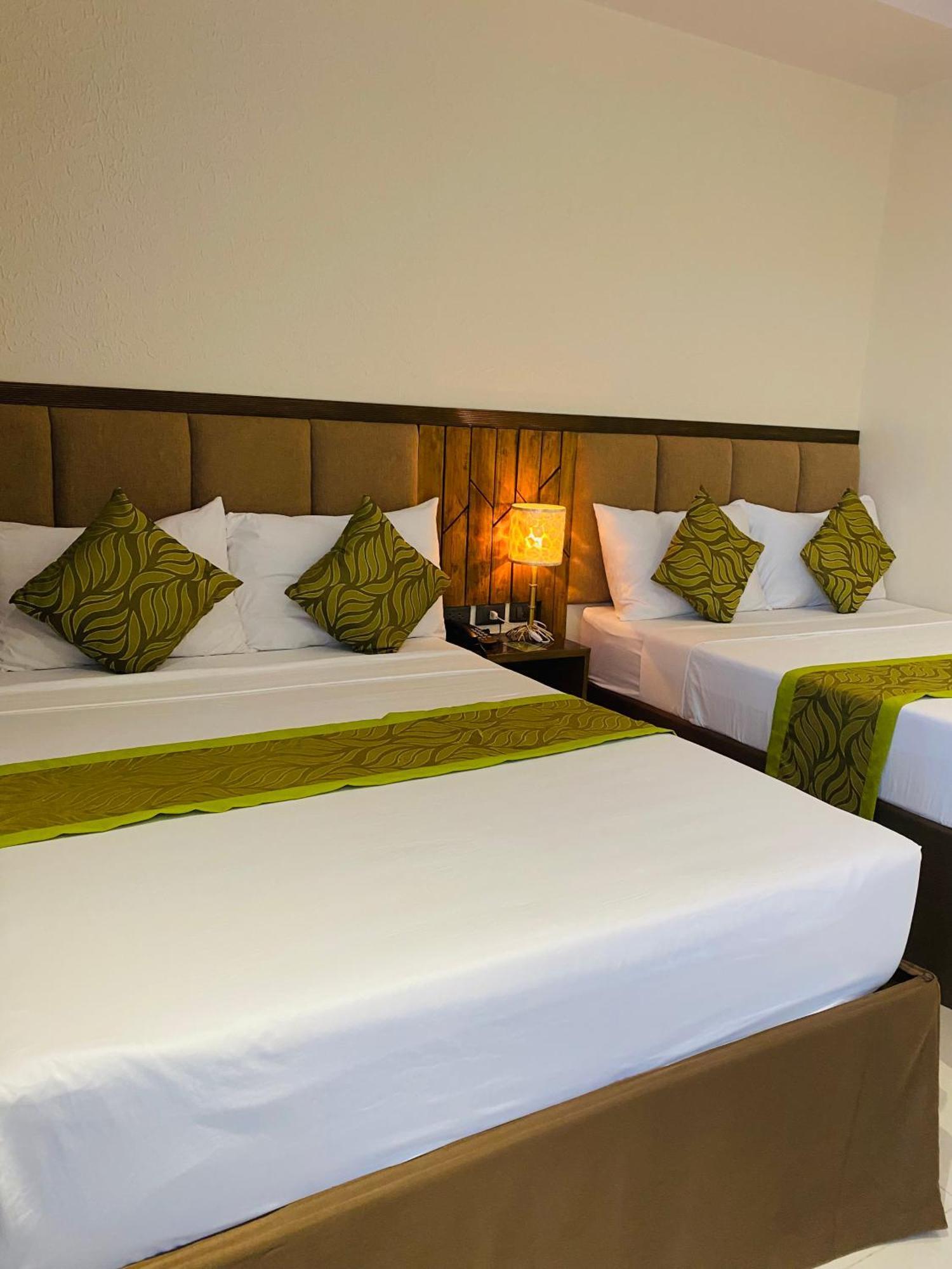 Maxi Hotel And Event Center Tagbilaran City Bagian luar foto